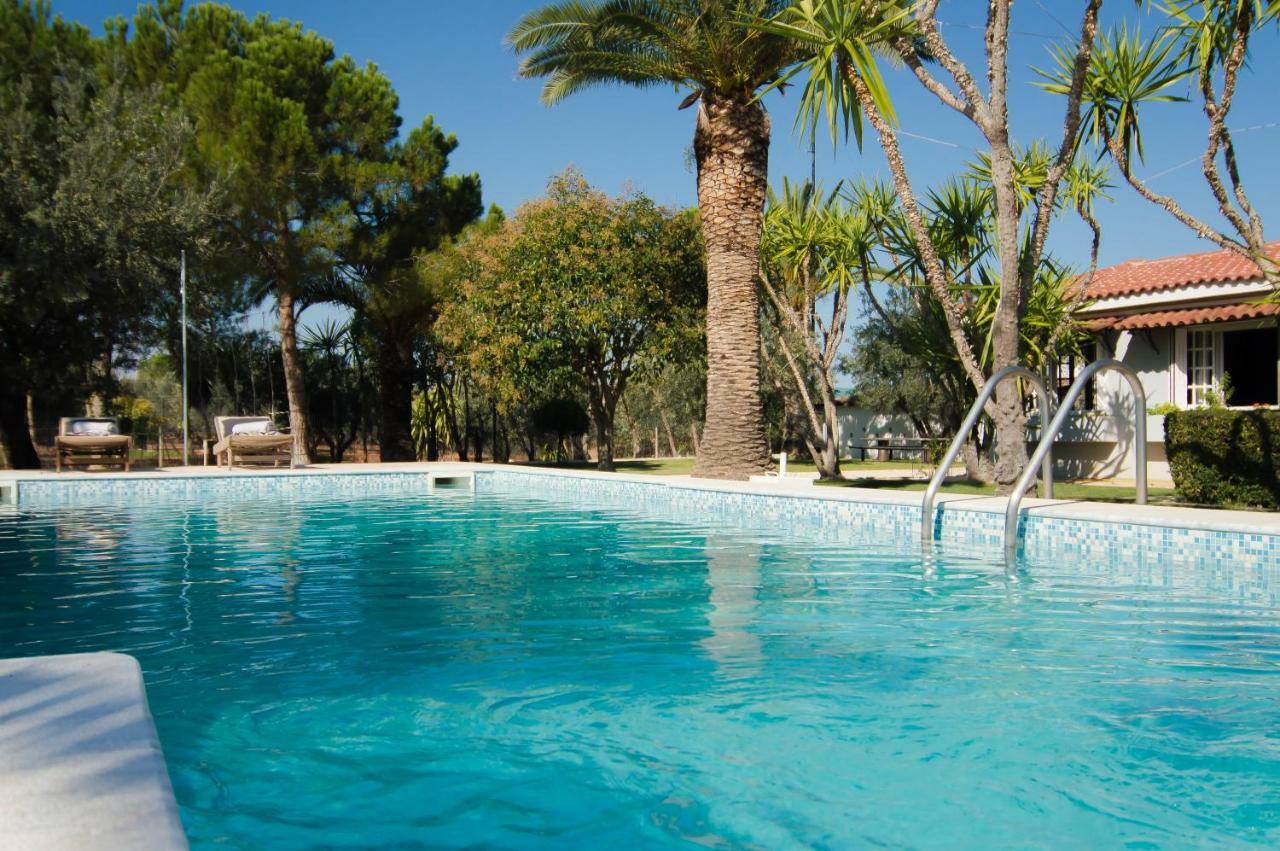 Country Villa Peloponnese With Tennis Court And Pool Zevgolateíon Exterior photo