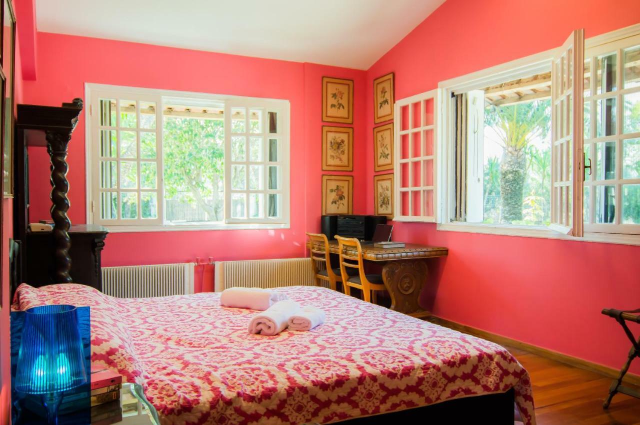 Country Villa Peloponnese With Tennis Court And Pool Zevgolateíon Exterior photo