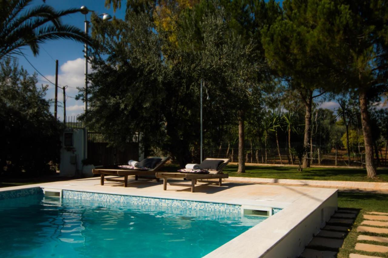 Country Villa Peloponnese With Tennis Court And Pool Zevgolateíon Exterior photo